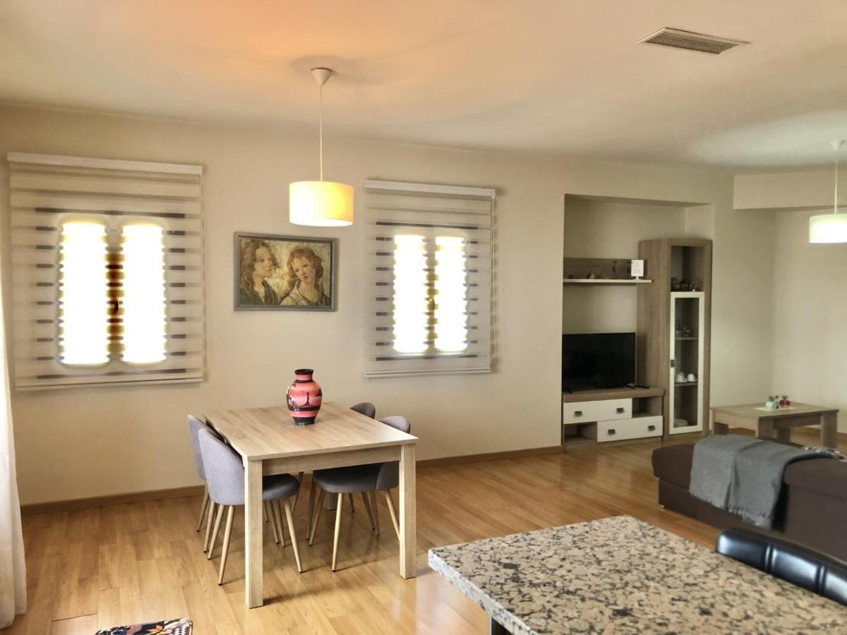 Atico Maria Cristina 2 Apartment Cordoba Ngoại thất bức ảnh